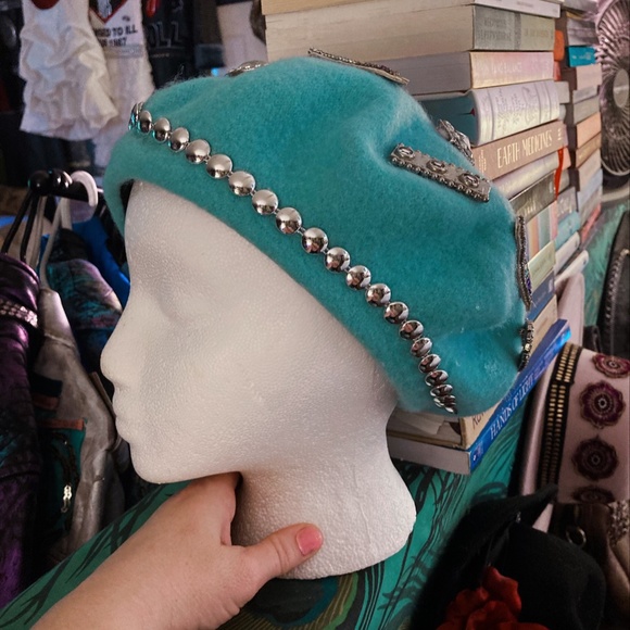 Baby Blue & Rhinestone Studded Beret main image 12